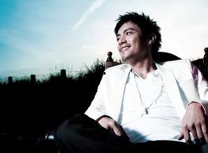 范逸臣照片,光影交织的帅气魅力  第2张